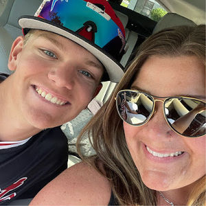 Meet your Posher, Sara